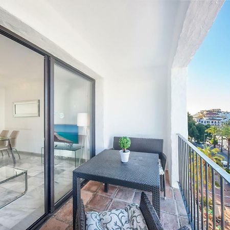 Jardines Del Puerto Apartment Marbella Bagian luar foto