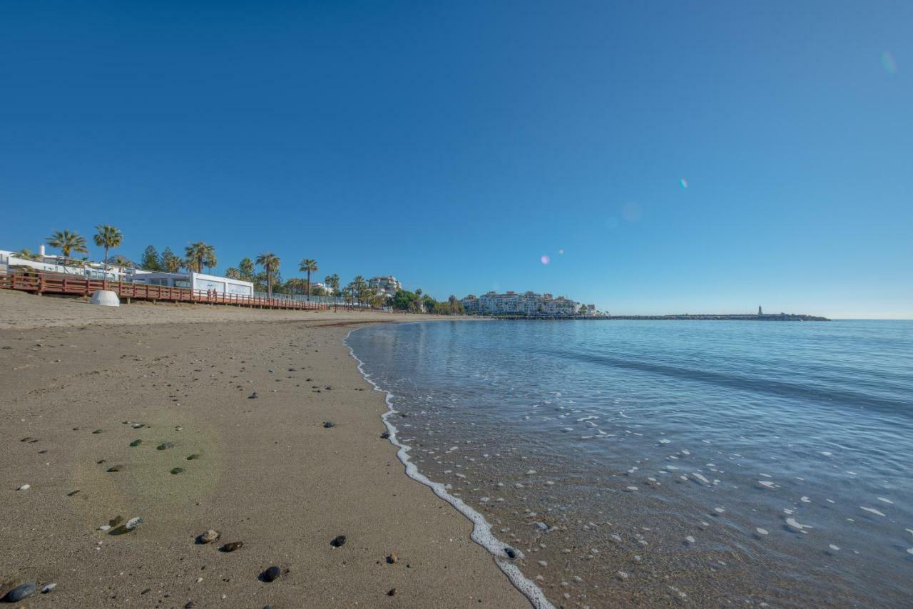 Jardines Del Puerto Apartment Marbella Bagian luar foto