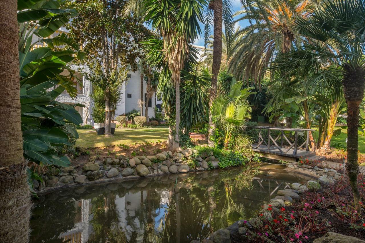 Jardines Del Puerto Apartment Marbella Bagian luar foto